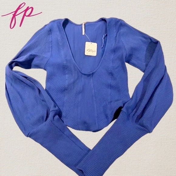 FREE PEOPLE Petra Long Sleeve Low-Scoop Neck Crop Top in Blue/LG NWT - Picture 12 of 14